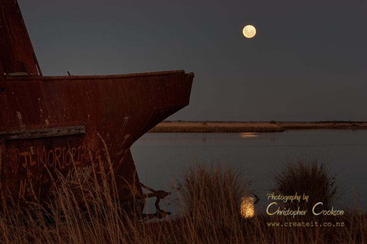 Moonrise  behind Waverley wreck